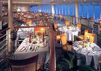 Norwegian Wind Four Seasons Dining Room: Wow what a view!!